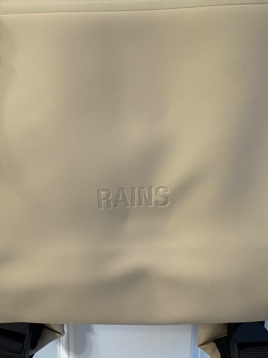 Rains backpack main image 4